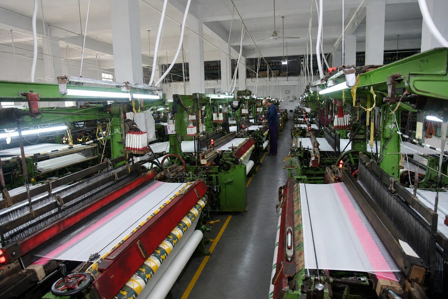 Power Loom Weaving — view 10